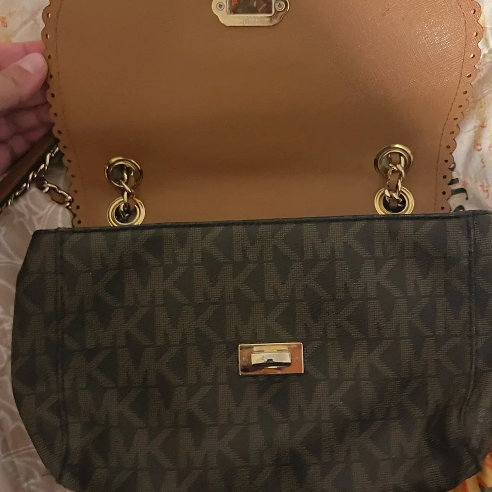 Michael Kors Brown and Black Shoulder Bag - Picture 5 of 16